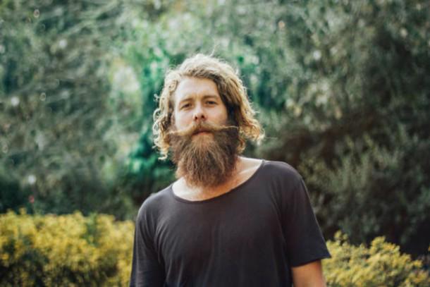 beautie's tweet photo. Do #beardtransplants cost as much as what we spend on getting rid of ours? #chinnychinchin http://t.co/m4RCqeX8n3 http://t.co/K4t9eVh8fI