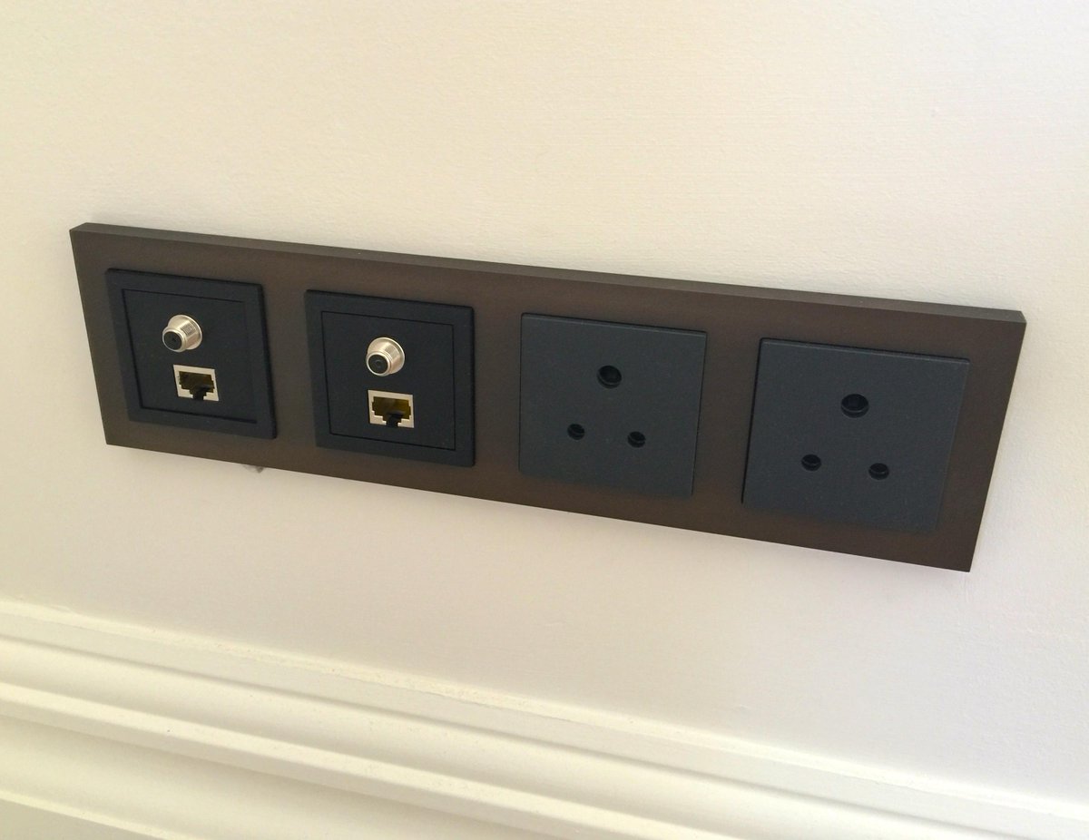 IntelHomeTech's tweet image. Solid bronze faceplates (Basalte) in our latest project. Striving to create beautiful &amp;amp; unique #smarthome experiences