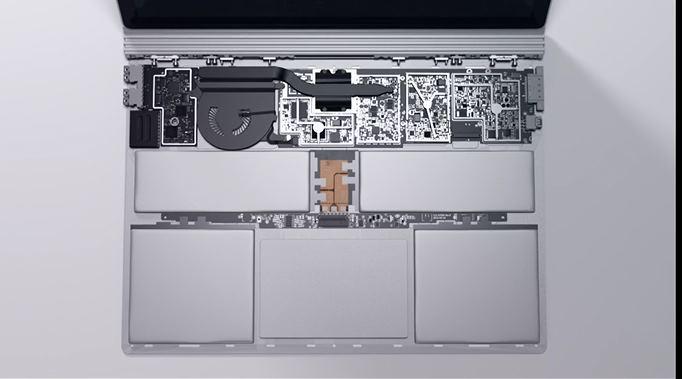 xataka's tweet photo. La gran sorpresa de Microsoft en #Windows10devices es sin duda Surface Book http://t.co/R7e7vIxHTH http://t.co/48iS2u8eXy