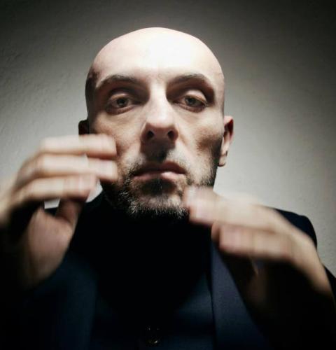 hotmcmag's tweet photo. #HotInterviews Abbiamo parlato con @realfishbeats di @DonerMusic, discografia e tanto altro http://t.co/ulh2WXidzP http://t.co/y3F72EjmYt