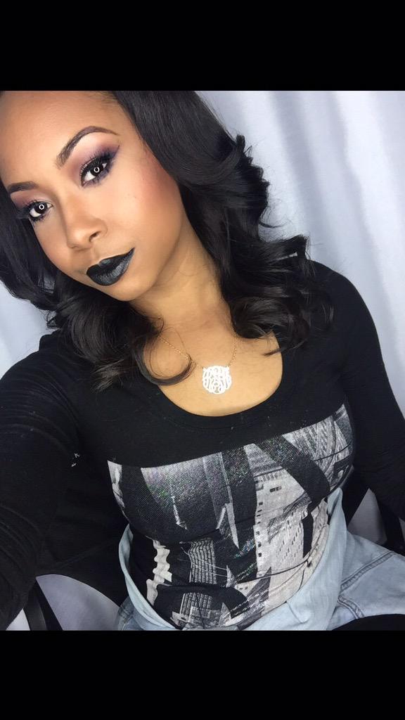 RiMakeFaces's tweet photo. Makeup by Me!!!! #RImakeFaces http://t.co/p3YB1g0B79