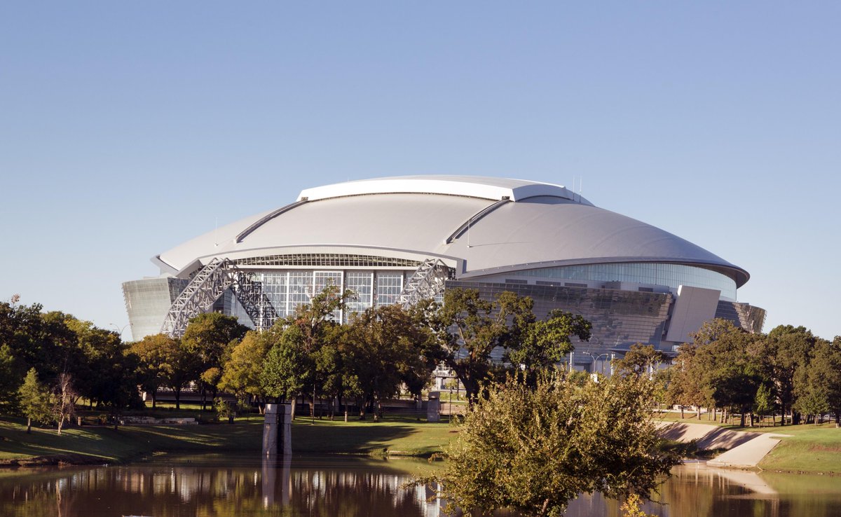 The effects of #weather on <a href="/NFL/">NFL</a> #football can't be underestimated. #emailmarketing #marketing lnkd.in/brhH4JT
