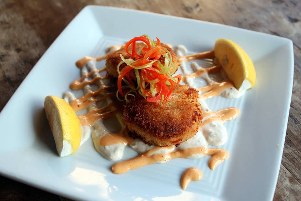 SlateATX's tweet photo. Come relax before another crazy #ACL weekend with @SlateATX 's all night HAPPY HOUR!!!! #atxfood #happyhour http://t.co/lPHxmNyOBL