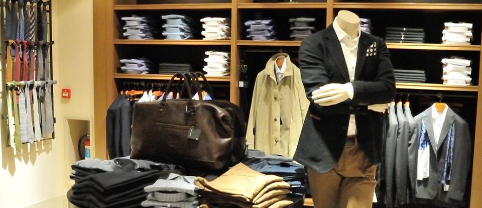 outletbarcelona.info tweet media