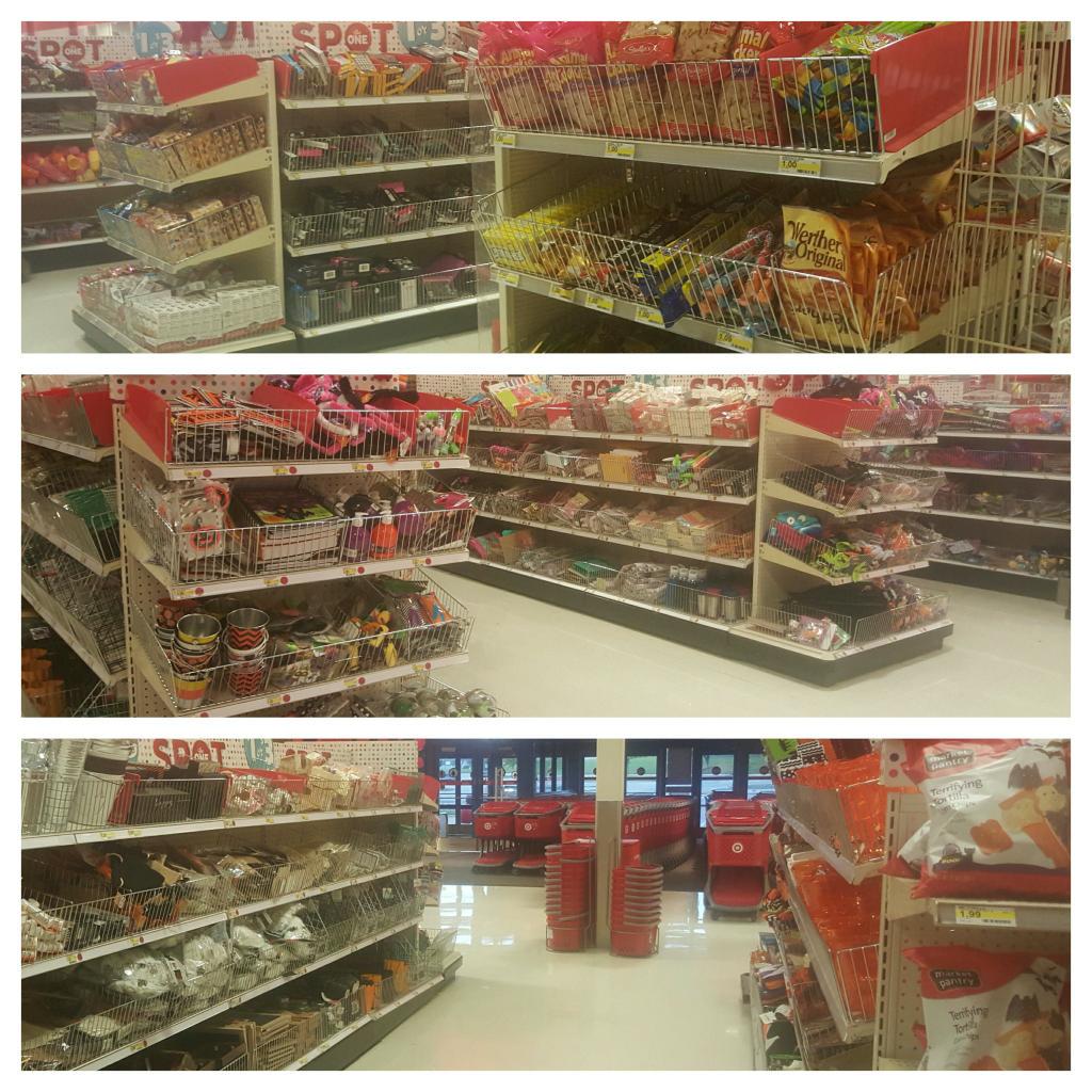 targetsteph's tweet image. I believe the term is "Juicy Full". Ready for some delicious, juicy SSS sales! #Don'tPoutIt'sAllOut #EmptyBackroom