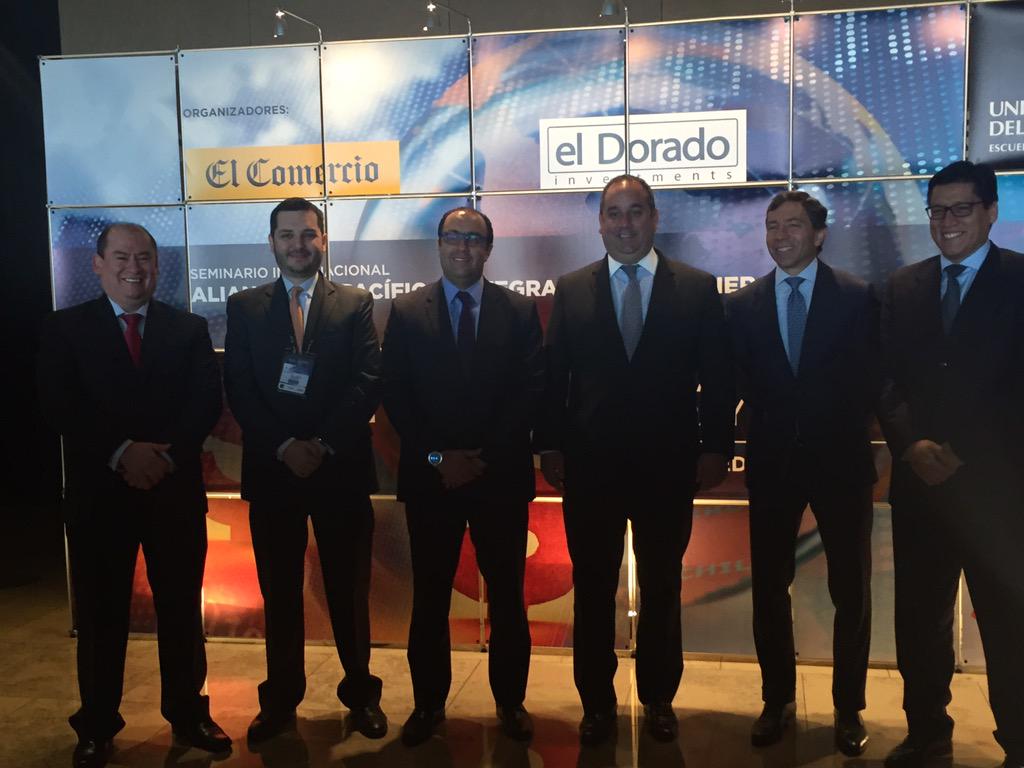 conexioNegocios's tweet photo. Llega a su término el panel sobre #Infraestructura de @Cofide_Peru #FinanceDay http://t.co/2uCu4uqrgL