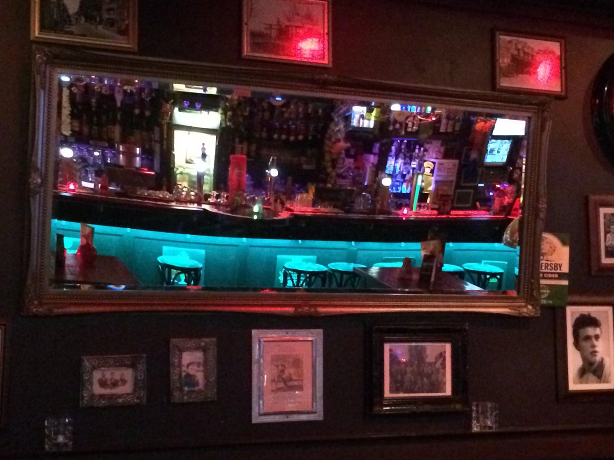 Om 20 uur start het Rouleercafe #KHN #Heerenveen in <a href="/cafebleeker/">Cafe Bleeker</a> Een van de mooie bedrijven die <a href="/ngoudenplak/">Regio Heerenveen 'n Gouden Plak</a> rijk is