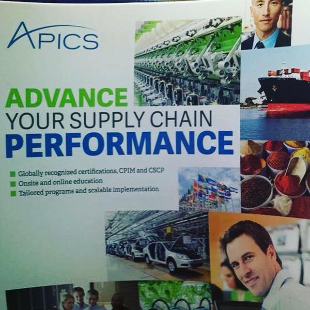 APICSPuertoRico's tweet photo. Second day of conference @Las Vegas #apics #apicspuertorico #puertorico #conferencia #lasvegas #students #estudiante http://t.co/3ILQXQbGy2
