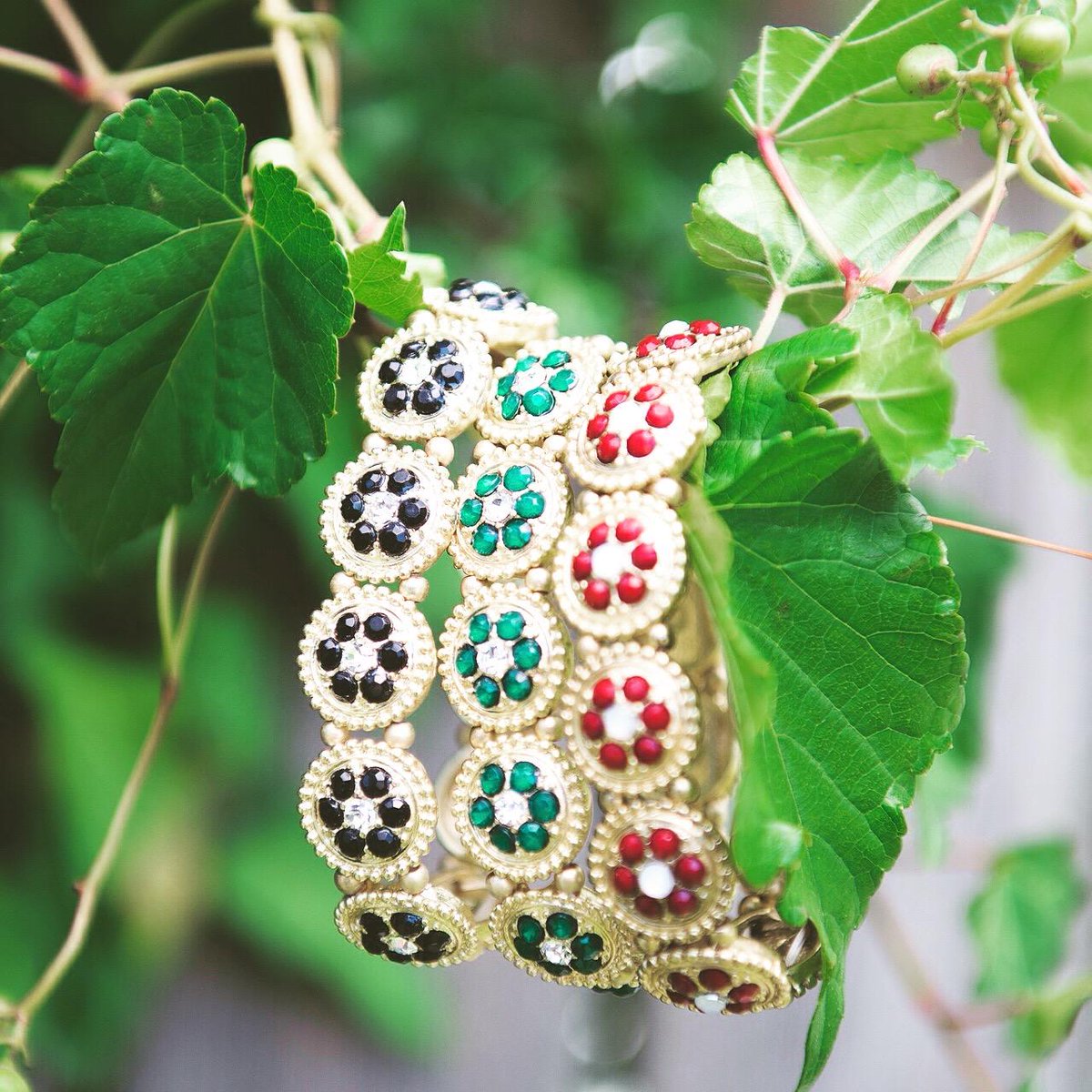 Layer it up for #Fall and that includes your jewels.  Shop amazing jewelry finds at #GreeneStreet. #MarlynSchiff