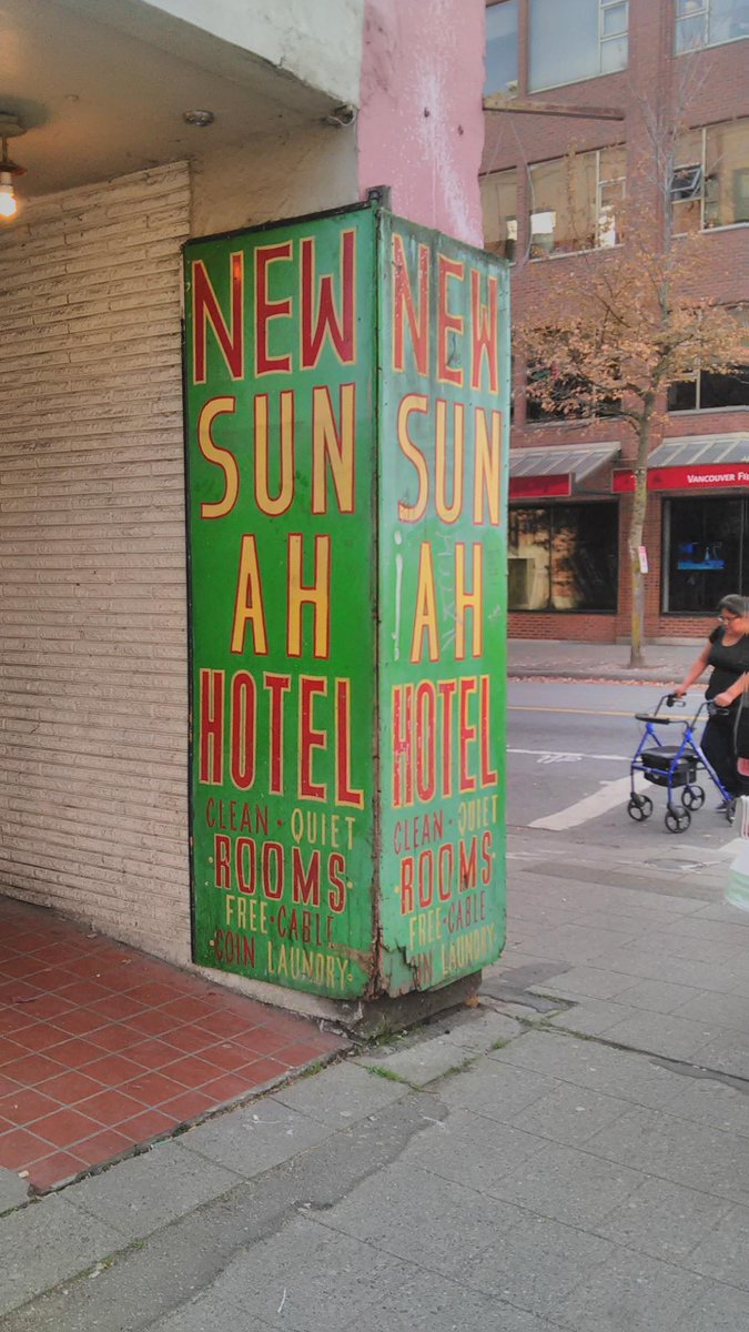 GoodSignsVan's tweet image. Another Chinatown classic