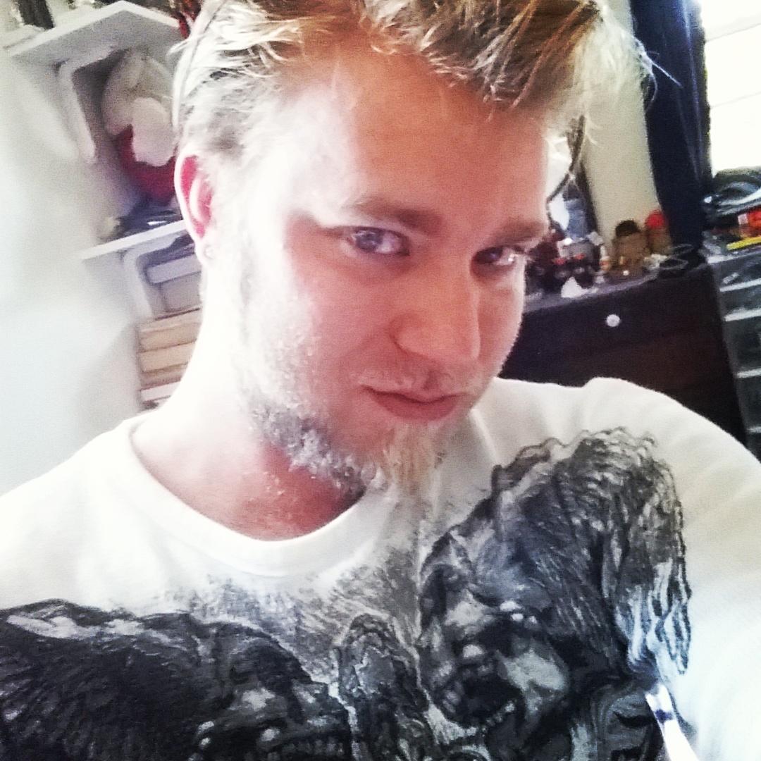 jlmsturm's tweet photo. #worky #blue #blondies #workoutsore #newday #sun #beard #BeardGang http://t.co/ioLhL85Trv