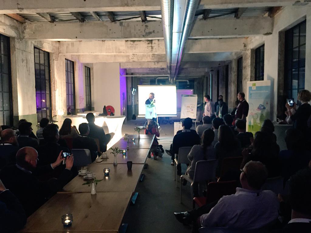 <a href="/CreatjveCom/">CreativeCom</a> en <a href="/TwenteMICE/">Twente MICE</a> bij eindpresentaties cases #Innovatiediner #saxioninnoveert #content4events <a href="/anno1863/">Gelderman Fabriek</a>