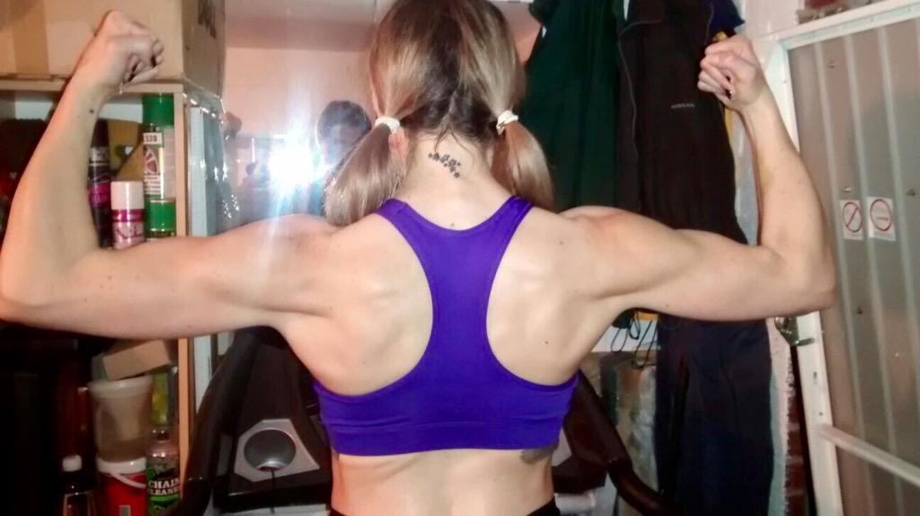 PixieTenenbaum's tweet image. Post #FighterTraining flex.... #Oooosh!