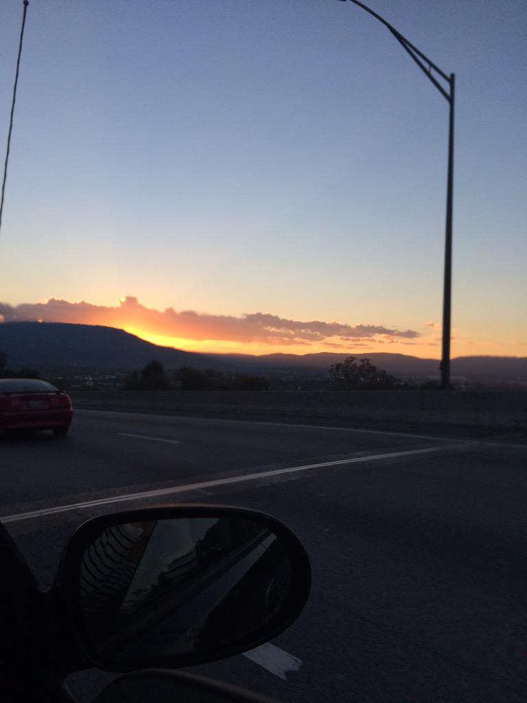 kennasbraincell's tweet photo. God is so clearly at work this evening #SumnerStillShines http://t.co/creVZnxfhu