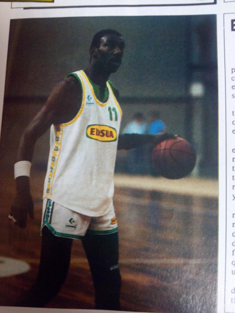 Essie Hollis en Elosua León, temporada 86/87.