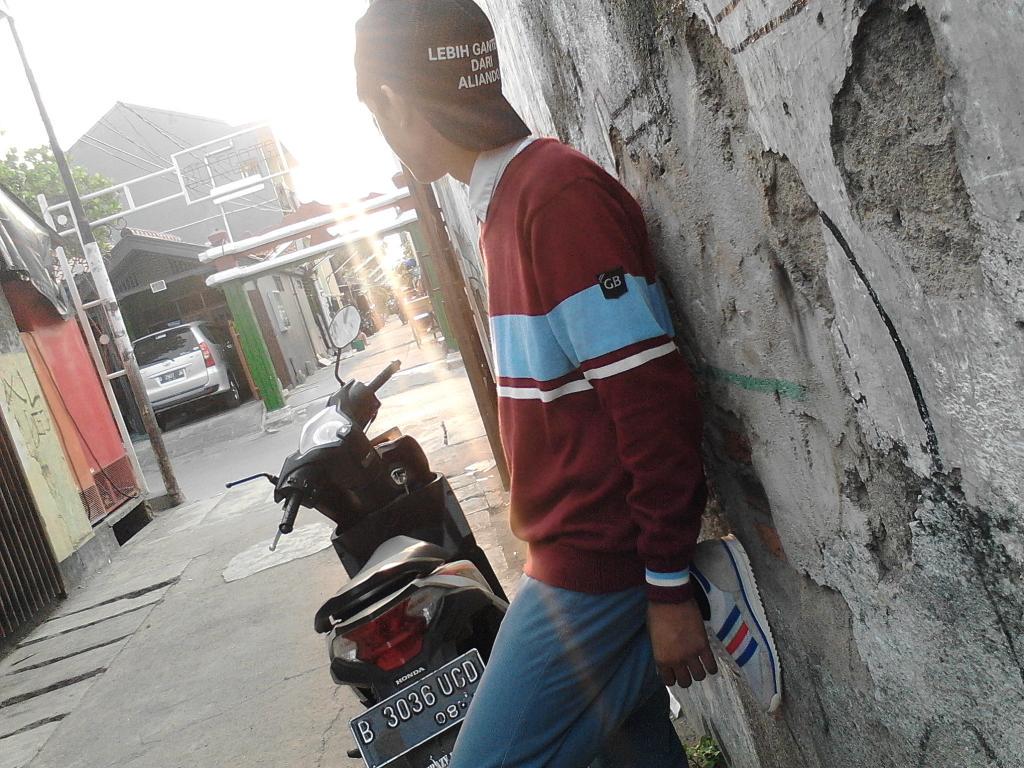 fftfrhn's tweet image. my school my adventure, berangkat sunrise pulang sunset @ginghambox