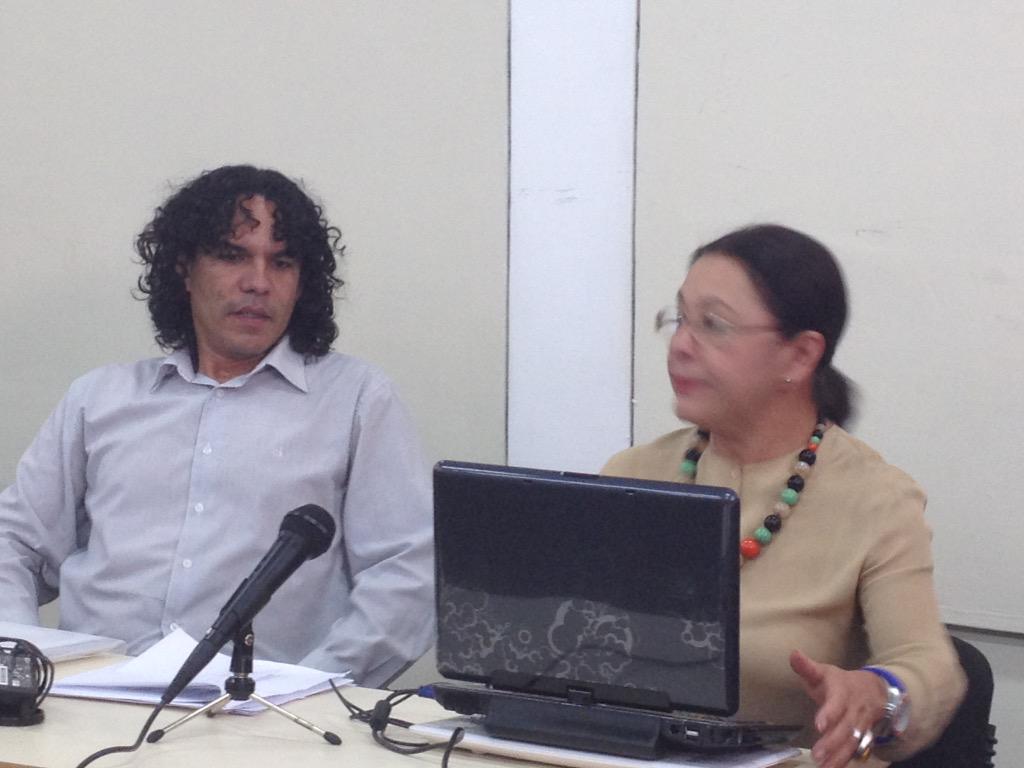 FacuArteULA's tweet photo. Se da inicio a la #AsambleaGeneral de la Facultad de @ulaarte http://t.co/x2RDyTc9ol