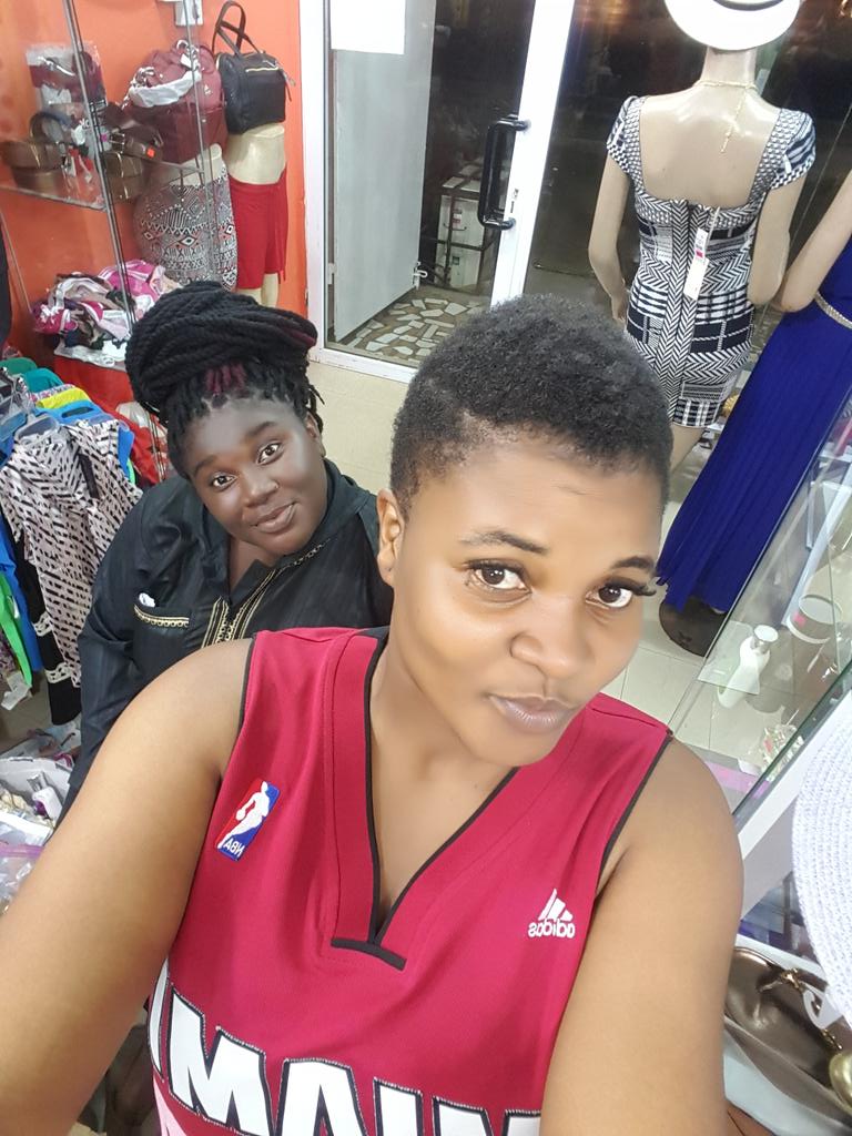 AdjoaQuartey's tweet photo. Swt cousin http://t.co/jC4xW6CUlq