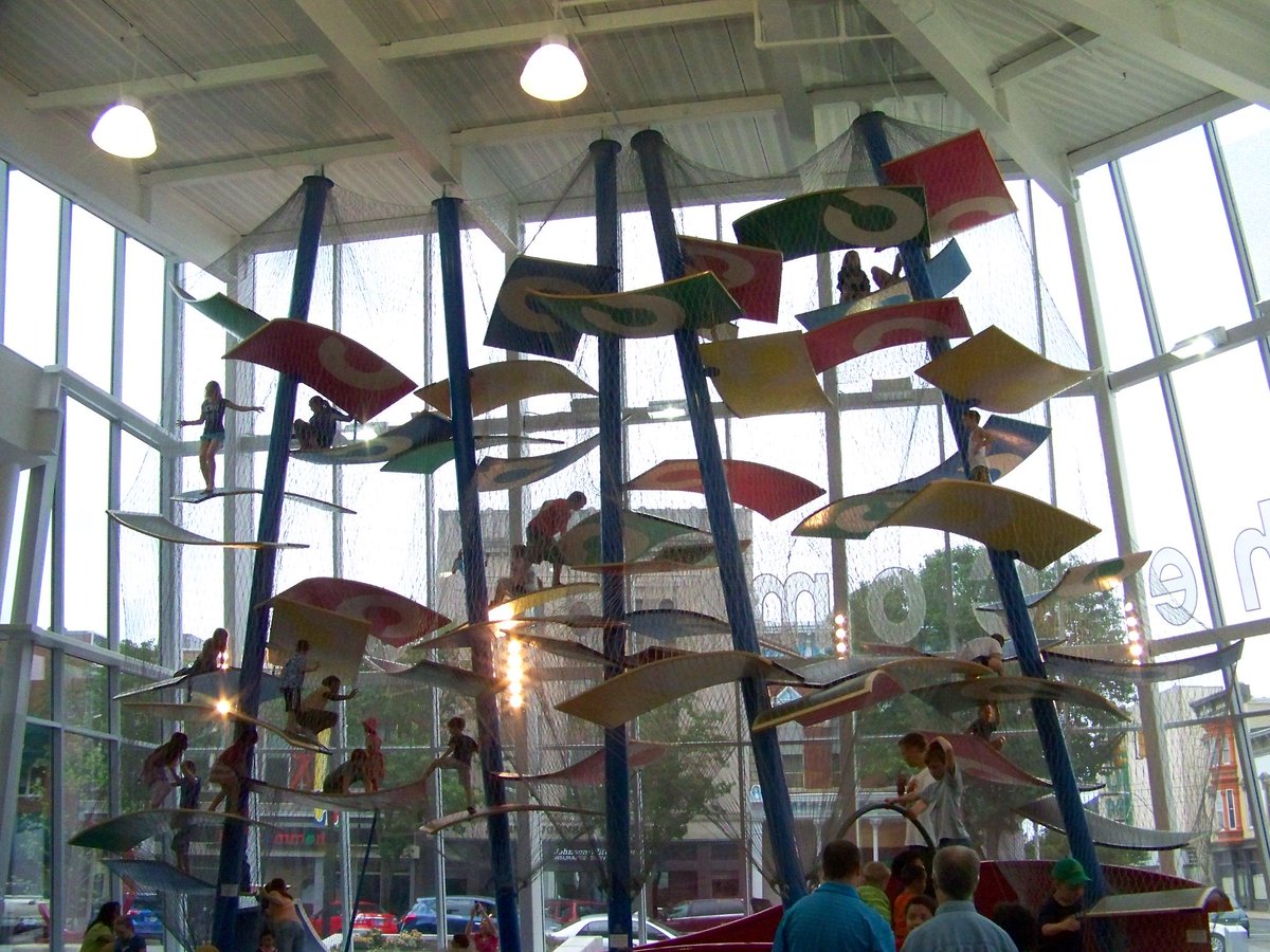 INTorchRelay's tweet photo. #Stop29 Thing to Do: Visit @commonscolumbus & its amazing (and free) indoor playground! #92counties http://t.co/naRRjl5dZW