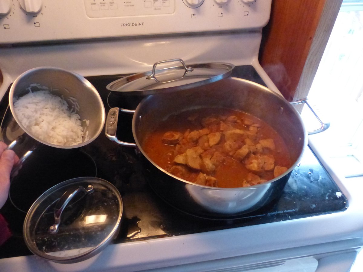 I love how easy @homeofepicure makes supper prep.  Butter chicken & rice from #RawToReady in less than 20 minutes!
