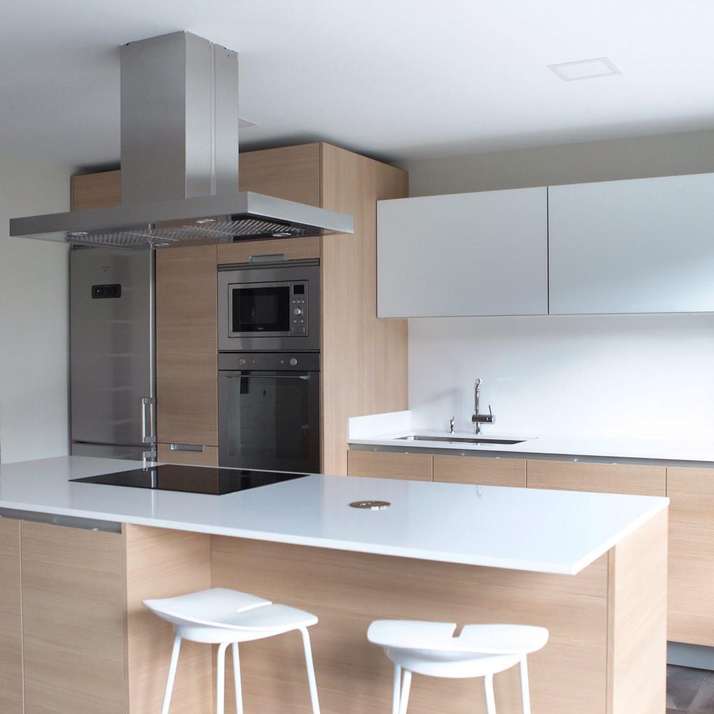 FOCARIS_IN's tweet photo. Cocina Santos modelo MINOS. Instalada en el centro de Avilés. By Focaris. http://t.co/ahah6O9B9i