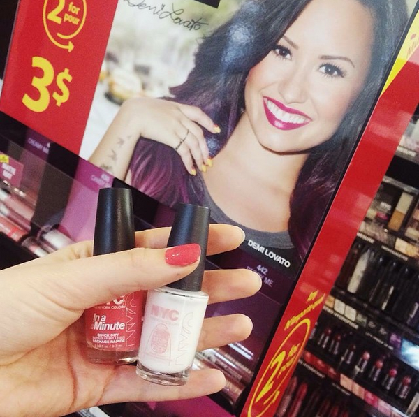 NewYorkColorCan's tweet photo. RT and Favourite this tweet for a chance to win 1 of 5 NYC In a Minute Nail Prize Pack.. #NYContest http://t.co/hry5u7u6hZ