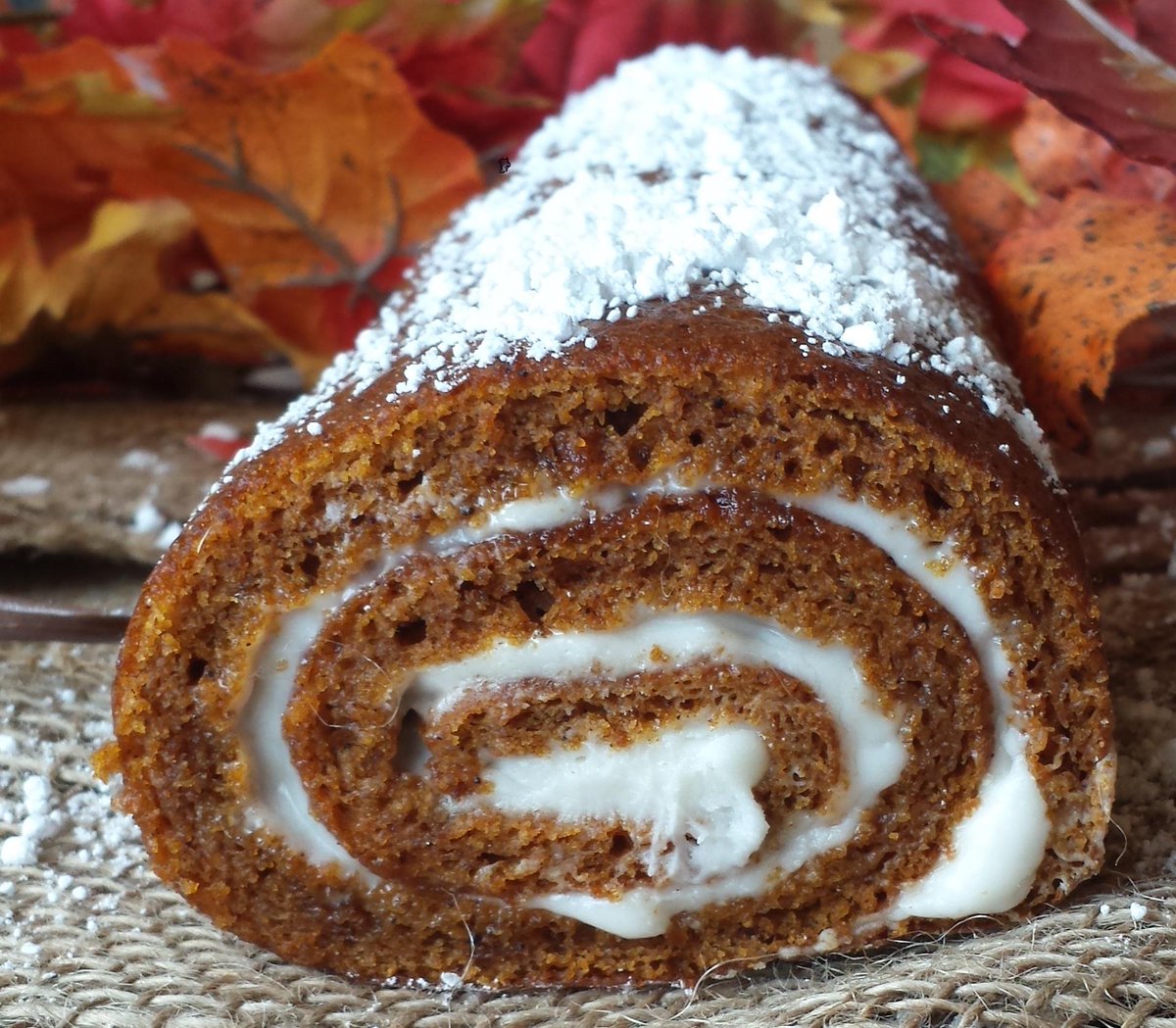 pie_kitchen's tweet photo. NOW BAKING: Pumpkin Rolls http://t.co/DENTpZ6CPF