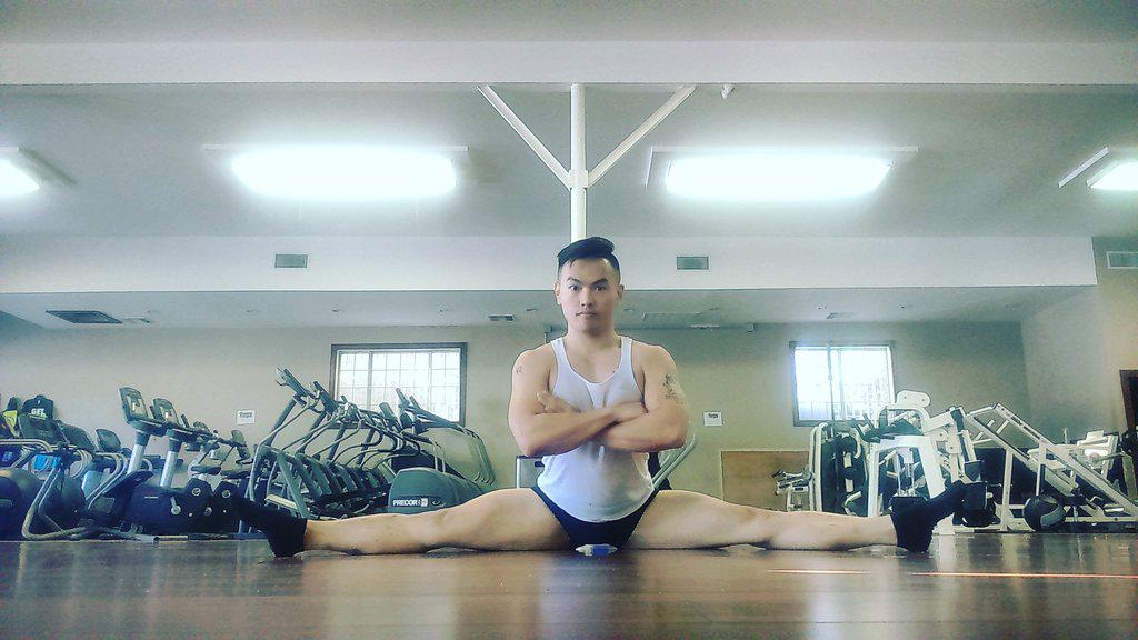 Training for porn #MeatBoneSplit #FlexibilityDrill