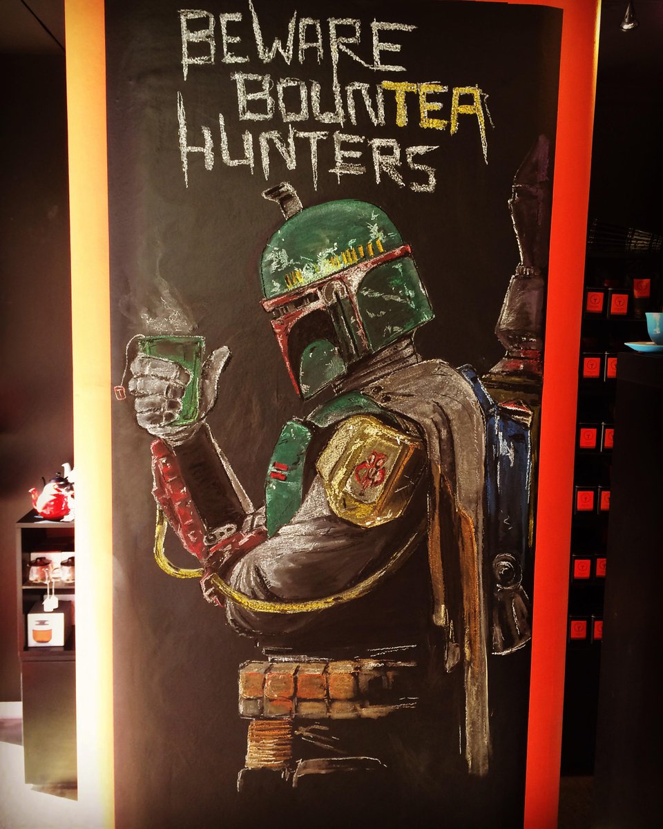 tleafT's tweet photo. Check out our Store Managers latest chalk drawings...#tleaft #chalk #StarWars http://t.co/DGKx2FEv2E http://t.co/cgjyfYGdQm
