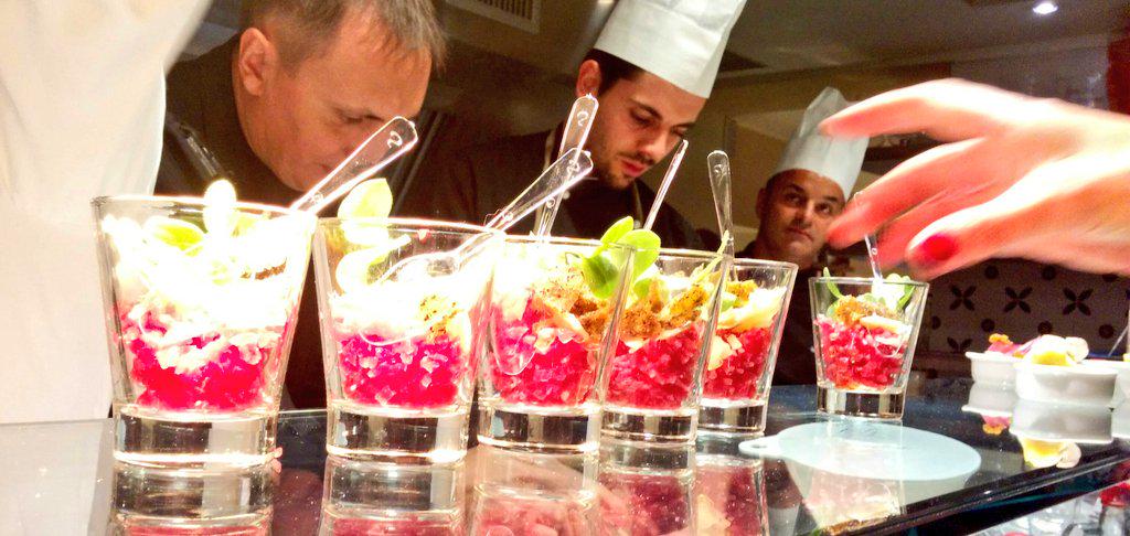 Grazie a voi tutti dell'appoggio! <a href="/CantinaEndrizzi/">Cantina Endrizzi</a>  <a href="/CasaLargher/">Casa Largher</a> <a href="/FilippoScienza/">Filippo Scienza</a> <a href="/StradadellaMela/">Strada della Mela</a>  <a href="/BirraRethia/">Birrificio Rethia</a>