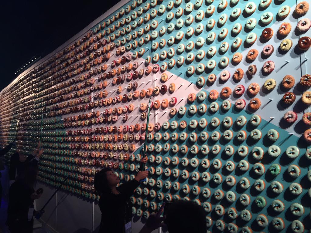 steelgts's tweet image. Wall of donuts at #adobemax2015 #maxbash