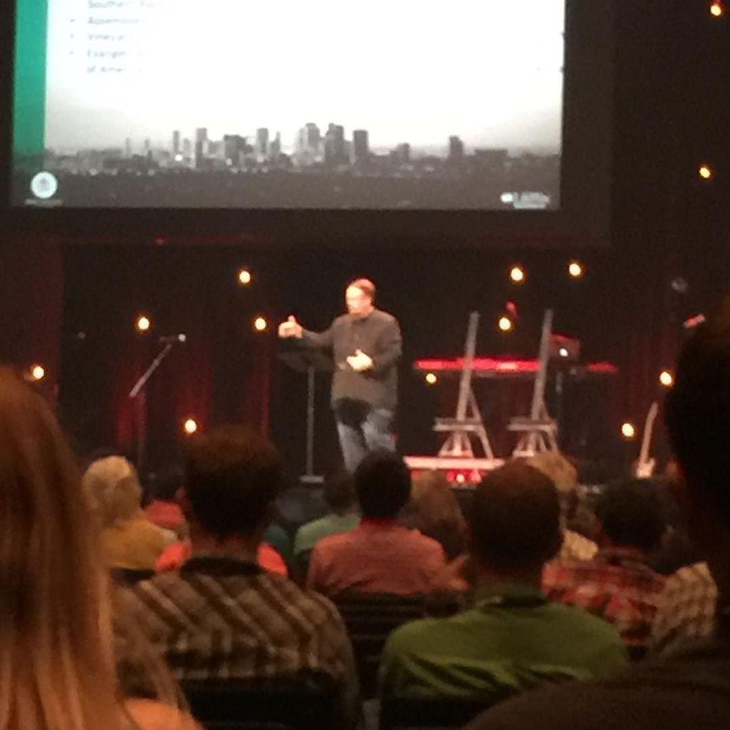 BruceZachary's tweet photo. Ed Stetzer #exponential2015 So Cal on the state of the church http://t.co/B1SoHTzSpw http://t.co/Ugw5MLO6FS