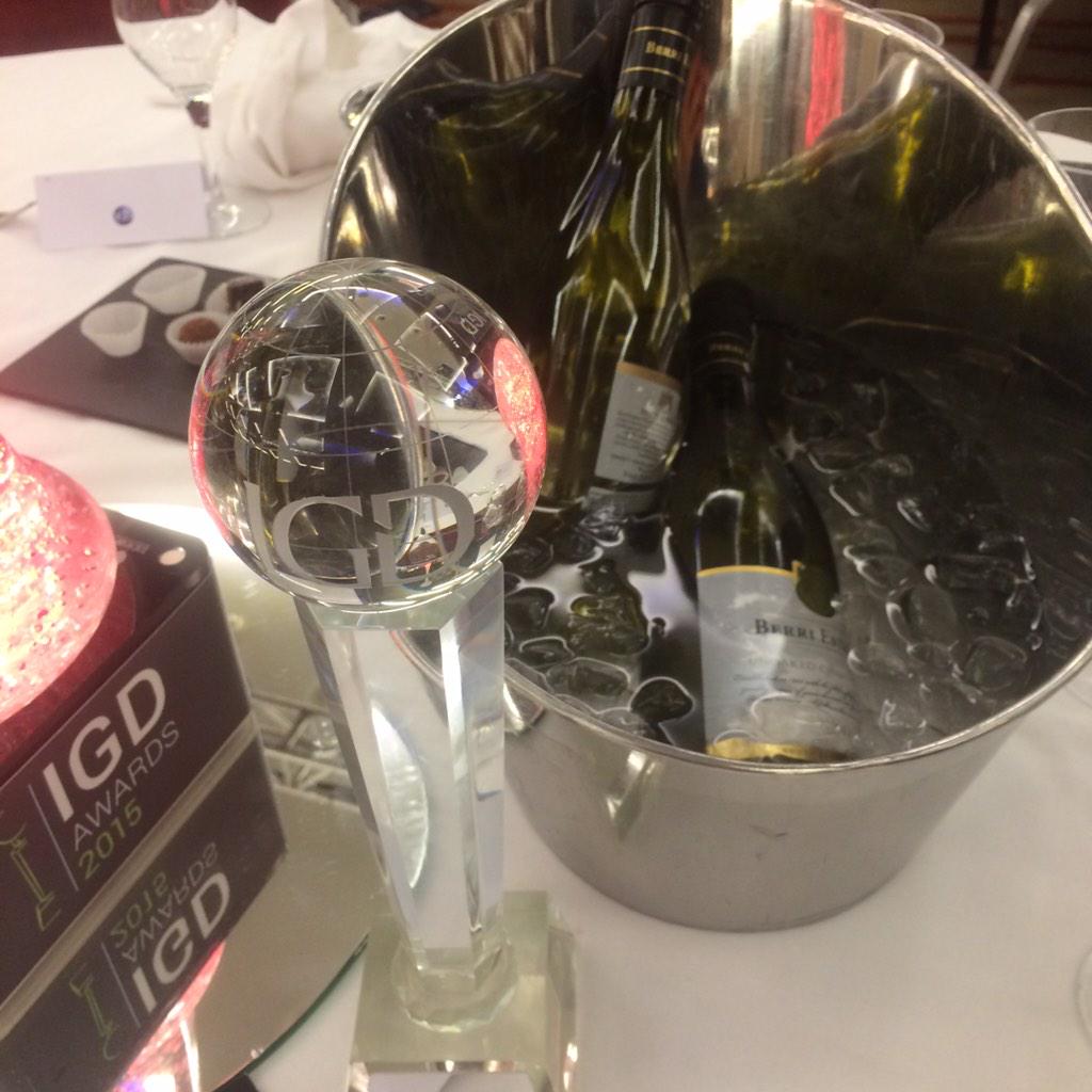 HotHousebrands's tweet photo. Thank you so much @IGD_Events @Morrisons for our Small Business Award #IGDAwards #stunned #delighted #greatnight http://t.co/lxdS82fi09
