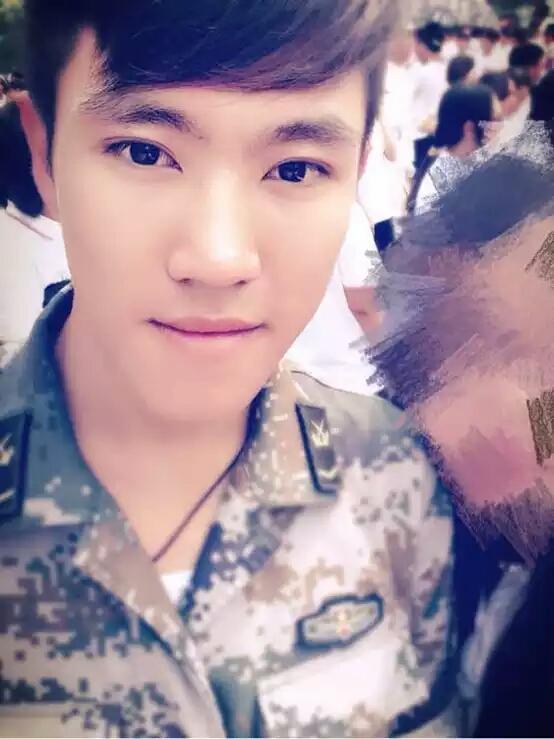 _chenyangyang's tweet image. My instructor is very handsome