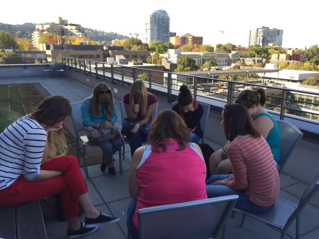 pdxcru's tweet photo. We loved praying for Portland with some #portlandstate students today! #pray2020 #WDOP2015 http://t.co/ZDWH9p244I