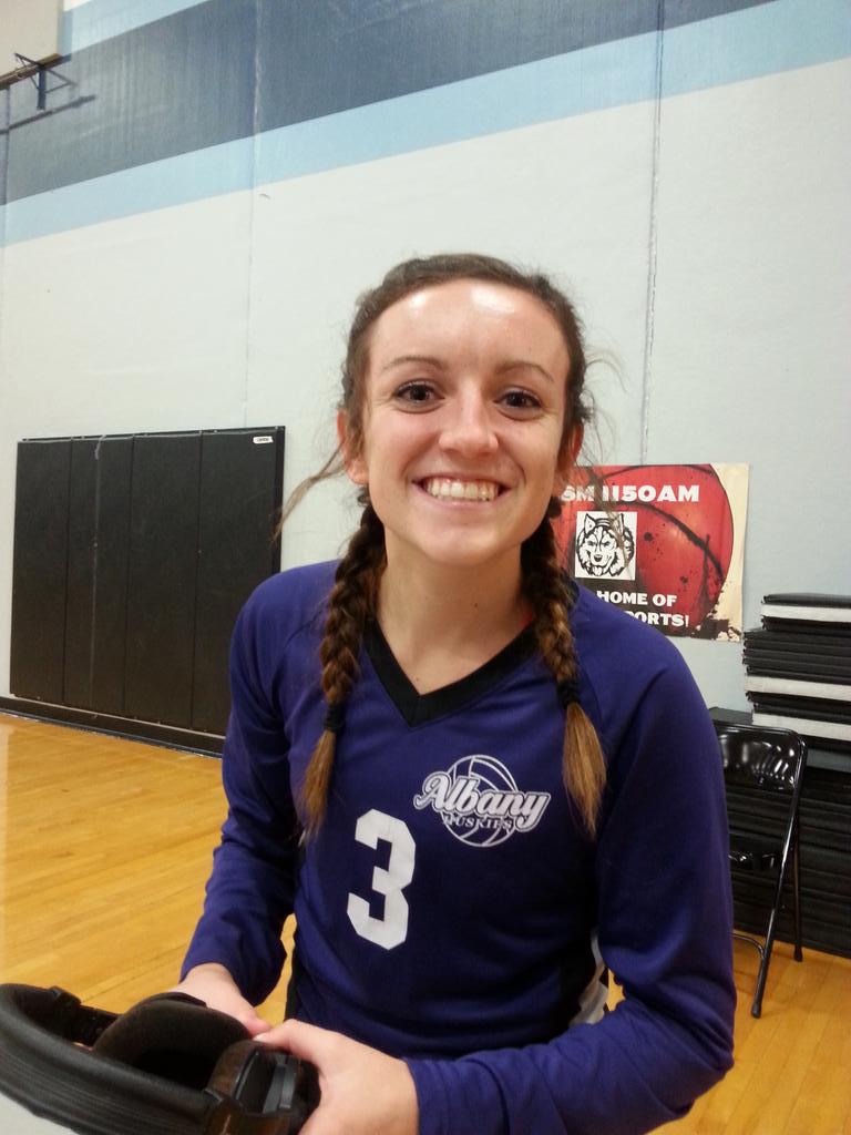 JoeKASMRadio's tweet image. Kendra Kotzer POG w/ 12-12 serving and 5 digs! #AlbanyAW @DonsI94 @kendrakotzer #funinterview