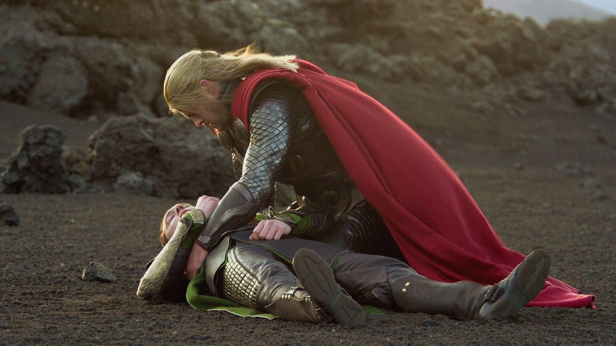 The_King_Loki's tweet photo. Loki and Thor http://t.co/guCyc6iOdh