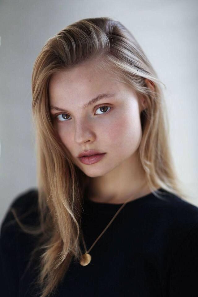 Happy Birthday to the Queen and my Idol Magdalena Frackowiak   