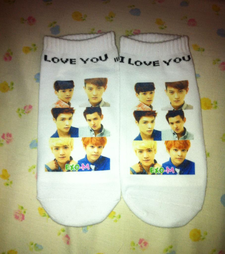 yixing_ming's tweet photo. Tribute to YIXING day tmr ill be wearing my EXO-M socks to school tmr #HappyYixingDay #EXOM #exo #kpop http://t.co/E6t0mDxqSy