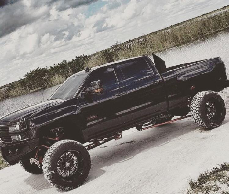 Truckpicsdaily's tweet photo. #Chevy http://t.co/HFUdZ9e6L8
