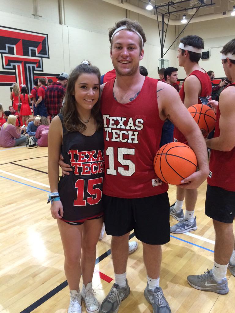 Feels good to be the SoSing champs! Fiji &amp; ΔΔΔ!!