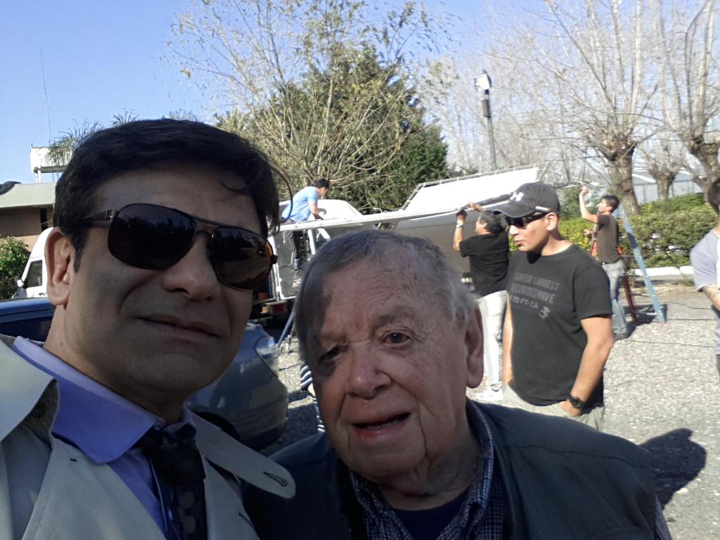 https://pbs.twimg.com/media/CQryNOvWwAECtJL.jpg:large