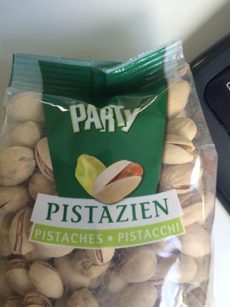 _bex__'s tweet image. @realliamager well mine are for parties...