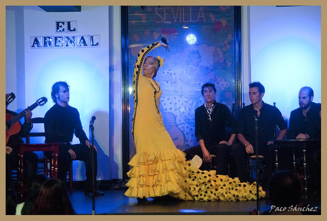 Flamencomania's tweet photo. Fallece la bailaora Loli Flores | http://t.co/qVmXs0NQC5 | @masjerez @flamencomania http://t.co/LYIxIDr1ba