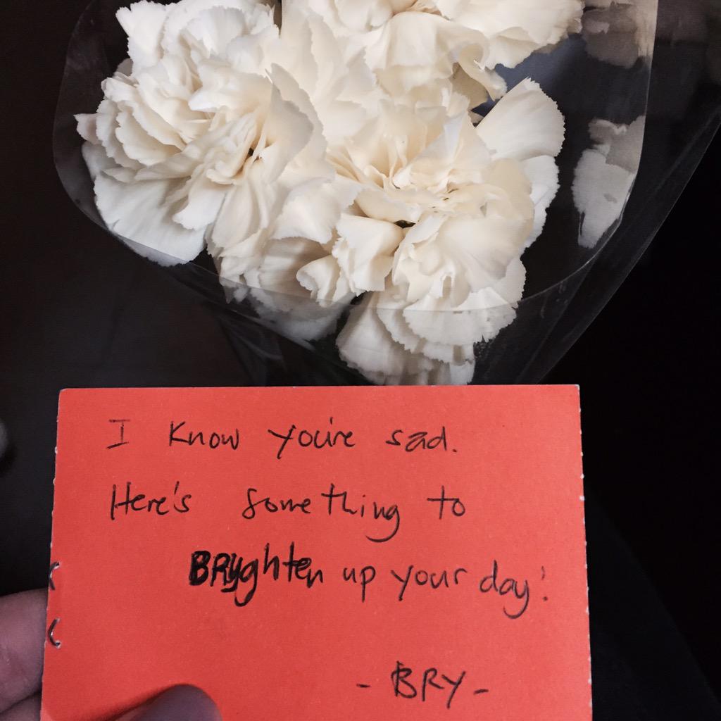 angelicaj__'s tweet photo. @Bryanito14 thank you for the flowers yesterday and the silver bracelet💕 http://t.co/deYay95Vnu