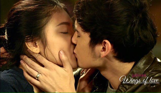 love_lee143's tweet photo. RT @SolidJaDine: Fight for Love 💑

#OTWOLStartOver http://t.co/9sFnXM7v1W