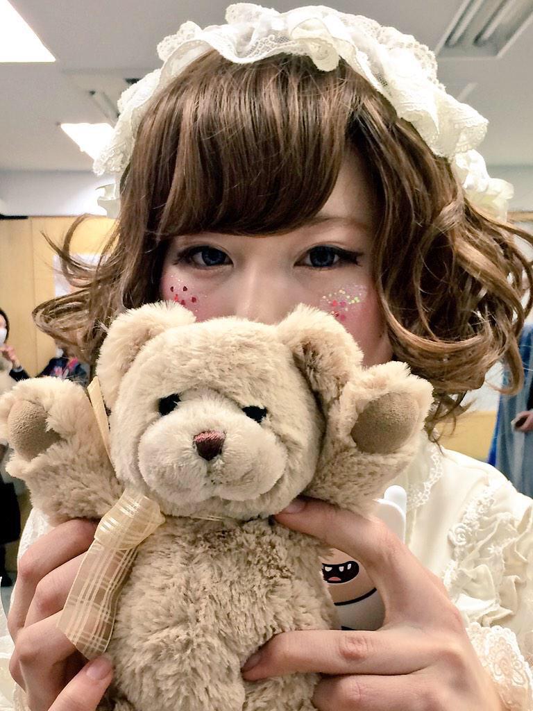 d_0416_d's tweet photo. 今日はDメンの雹くんの誕生日だぜー！みんな祝えーヽ(´∀｀)ﾉ@蓮kん http://t.co/P9FUd9k01e