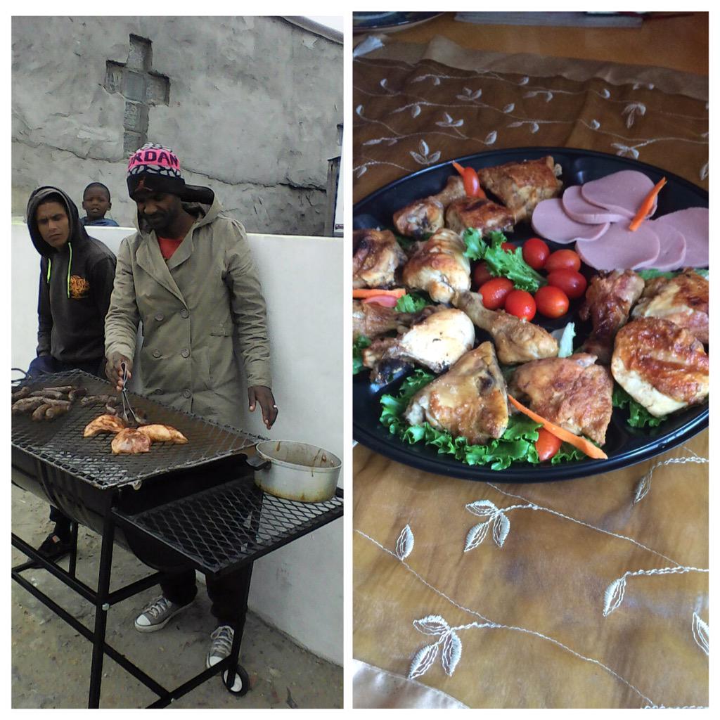 EniweCF's tweet photo. Our income gen is in action for our kids. Boerie rolls &amp; now chicken platters to order! #children #charity #CapeTown http://t.co/V5HXfCXz46