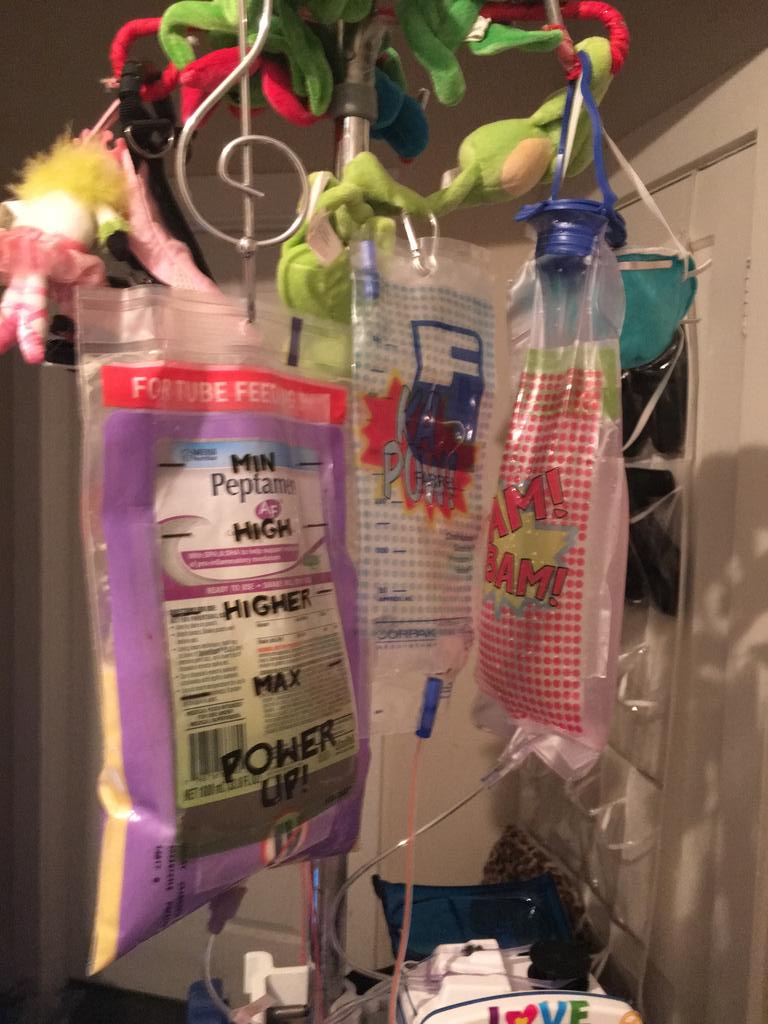 HiLaryJane10's tweet photo. Thank you Mary from @TheFreyLife for the IV bag clings. I love love love them!!!! http://t.co/DXDfaUBWjQ