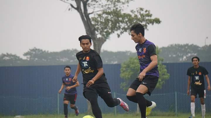 buckhakimi's tweet photo. Match today @TargetUnitedCF vs Gogy #msuleague #msumalaysia http://t.co/M2OkoAdRbn